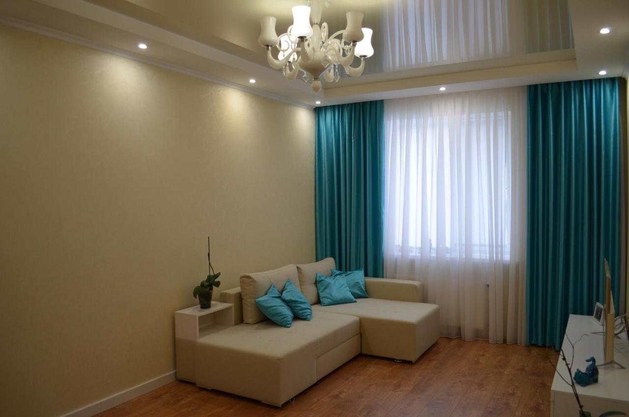 Apartment On Getmana Vigovskogo 49 Rivne Dış mekan fotoğraf
